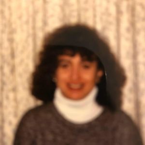 Meet your Posher, Laurie